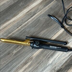 Paul Mitchell Gold and Black Styling Iron